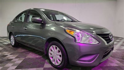 2016 Nissan Versa SV