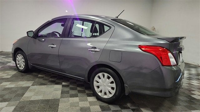 2016 Nissan Versa SV