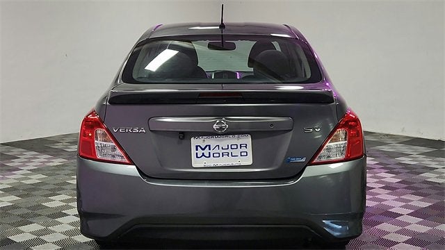 2016 Nissan Versa SV