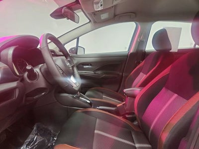 2025 Nissan Versa SR