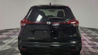 2023 Nissan Kicks S
