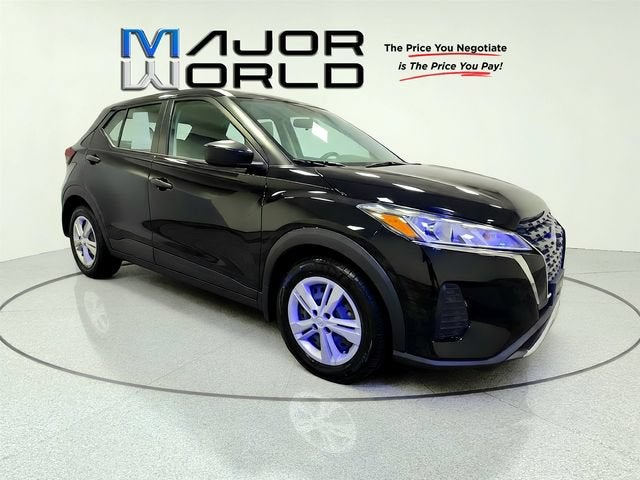 2023 Nissan Kicks S