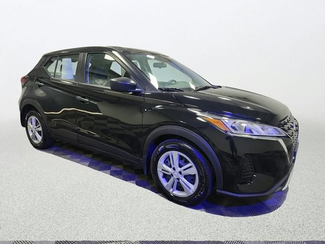 2023 Nissan Kicks S