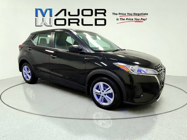 2023 Nissan Kicks S
