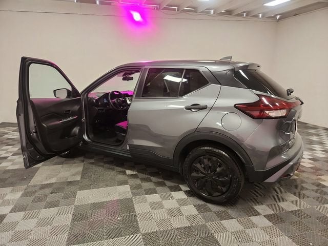 2023 Nissan Kicks S