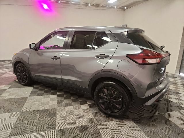 2023 Nissan Kicks S