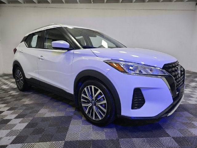 2022 Nissan Kicks SV