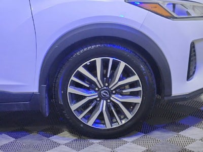 2022 Nissan Kicks SV