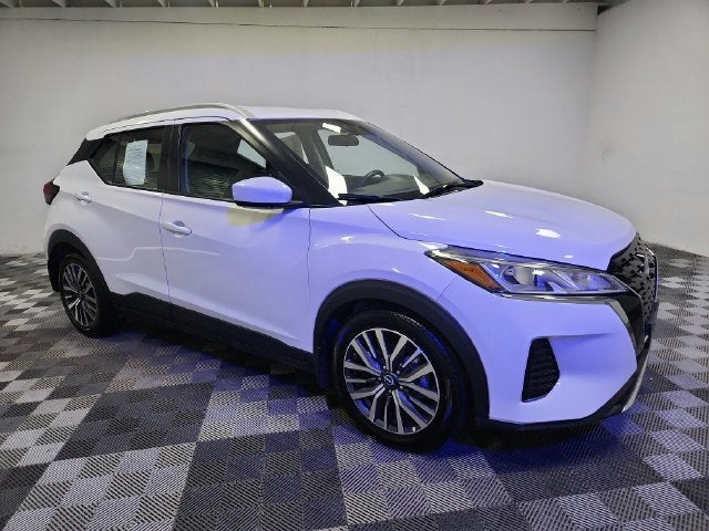 2022 Nissan Kicks SV