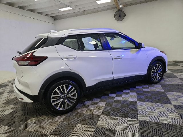 2022 Nissan Kicks SV
