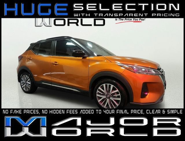 2023 Nissan Kicks SR