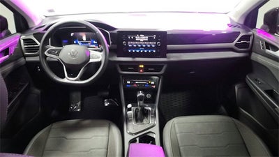 2025 Volkswagen Taos SE Black