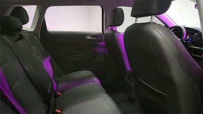 2025 Volkswagen Taos SE Black