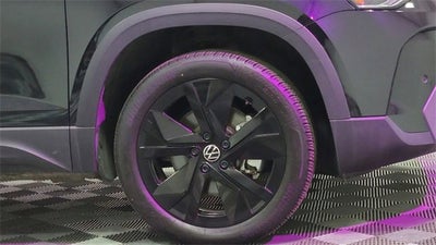 2025 Volkswagen Taos SE Black