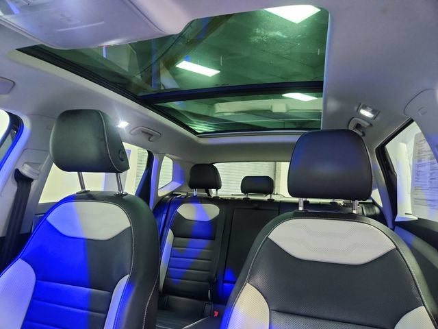 2025 Volkswagen Taos SEL