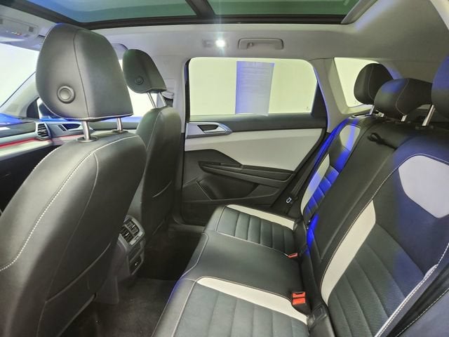 2025 Volkswagen Taos SEL