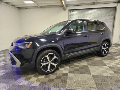 2025 Volkswagen Taos SEL