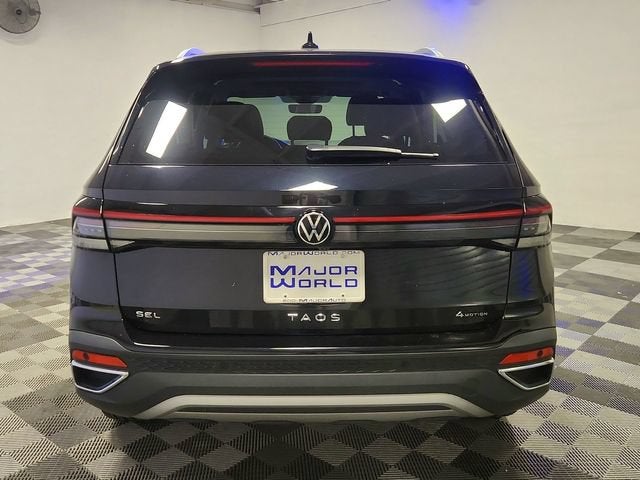 2025 Volkswagen Taos SEL