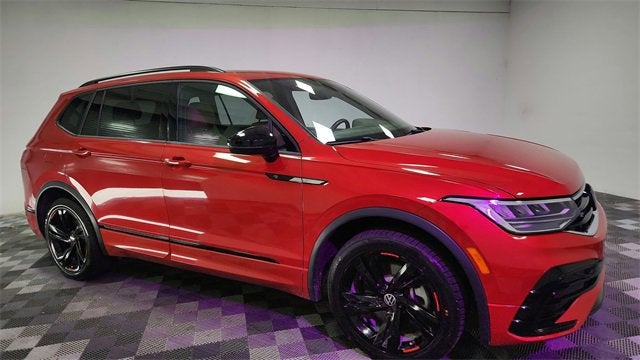 2024 Volkswagen Tiguan SE R-Line Black