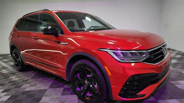 2024 Volkswagen Tiguan SE R-Line Black
