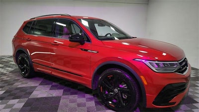 2024 Volkswagen Tiguan SE R-Line Black