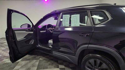 2022 Volkswagen Taos S