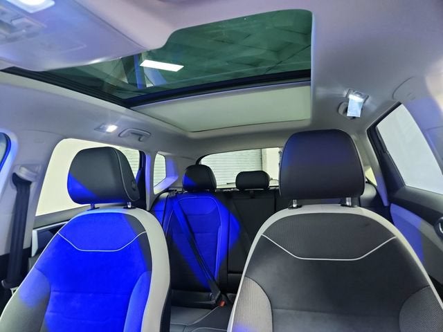 2025 Volkswagen Taos SE - Photo 15