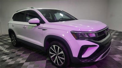 2024 Volkswagen Taos SE