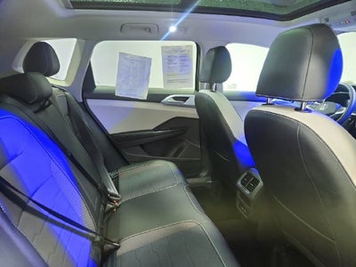 2026 Volkswagen Taos SE
