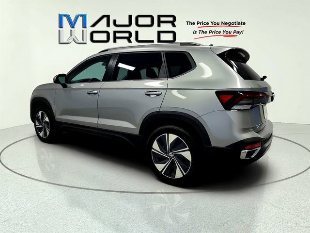 2025 Volkswagen Taos SE