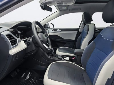 2025 Volkswagen Taos SE