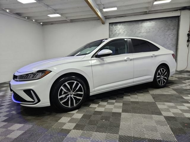2025 Volkswagen Jetta SE