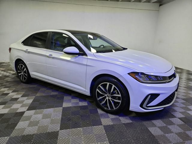 2025 Volkswagen Jetta SE