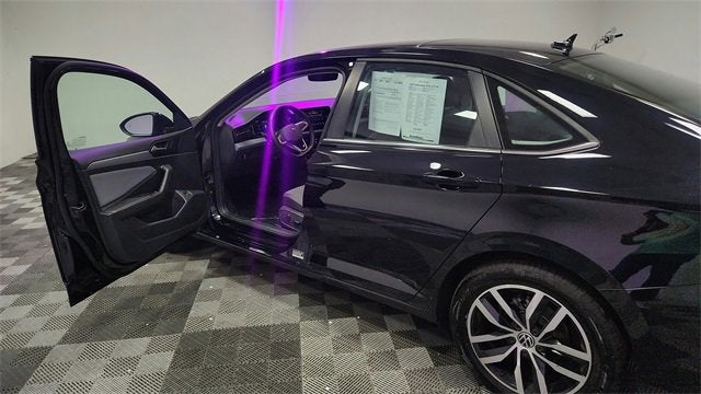 2025 Volkswagen Jetta SE