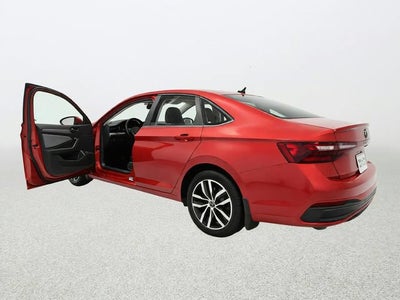 2025 Volkswagen Jetta SE