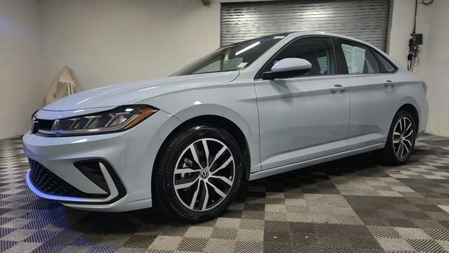 2025 Volkswagen Jetta SE
