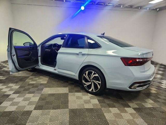 2025 Volkswagen Jetta SEL