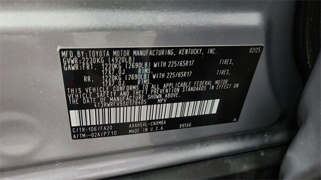 2025 Toyota RAV4 Hybrid XLE