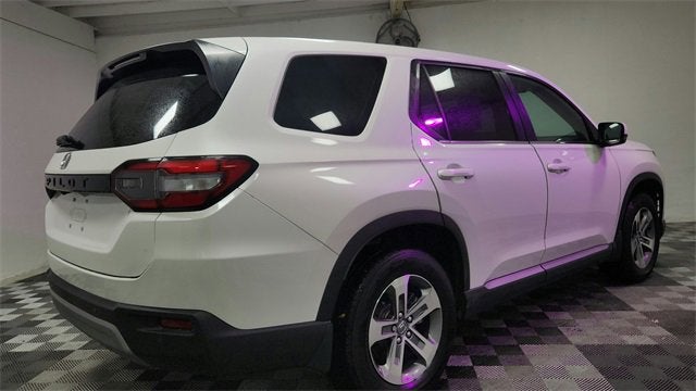 2024 Honda Pilot EX-L 8 Passenger