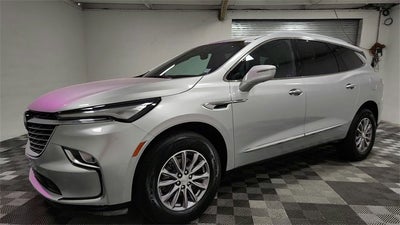 2022 Buick Enclave Essence