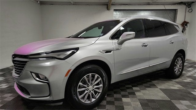 2022 Buick Enclave Essence