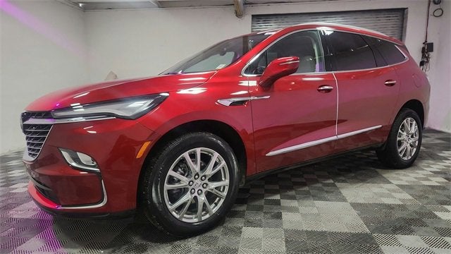 2024 Buick Enclave Essence