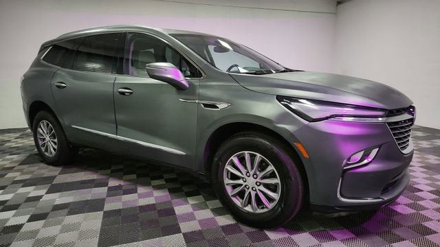 2022 Buick Enclave Essence