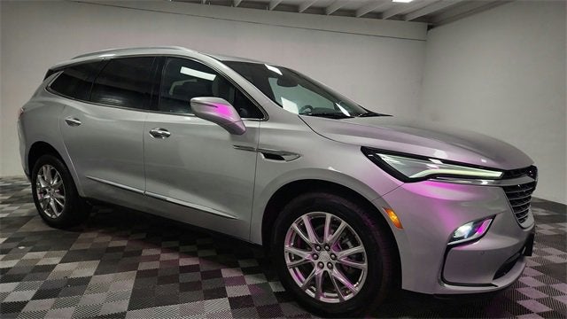 2022 Buick Enclave Essence
