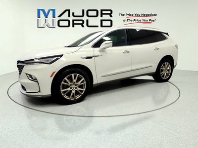 2023 Buick Enclave Essence