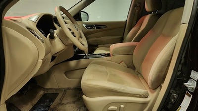 2014 Nissan Pathfinder SV