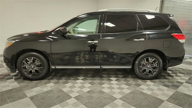 2014 Nissan Pathfinder SV
