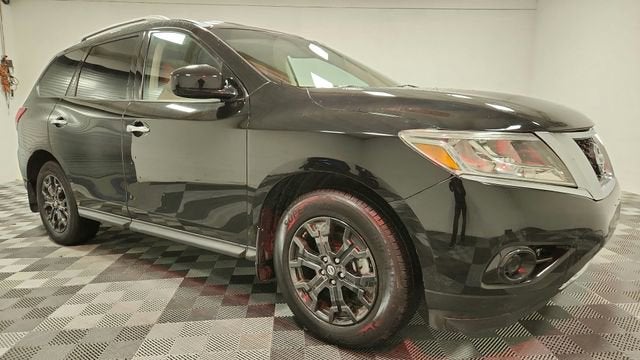 2014 Nissan Pathfinder SV