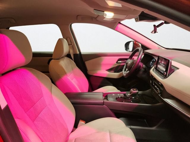 2025 Nissan Rogue SV - Photo 21