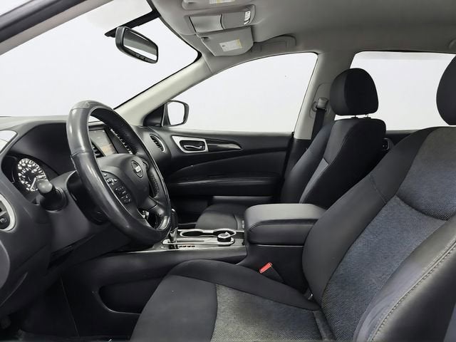2020 Nissan Pathfinder SV